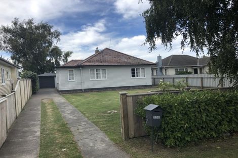 Photo of property in 702 Massey Road, Mangere, Auckland, 2022