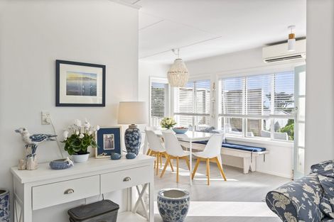 Photo of property in 64 Dixie Street, Te Horo Beach, Otaki, 5581