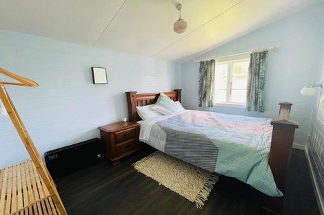 Photo of property in 6 Kapiti Lane, Otaki Beach, Otaki, 5512