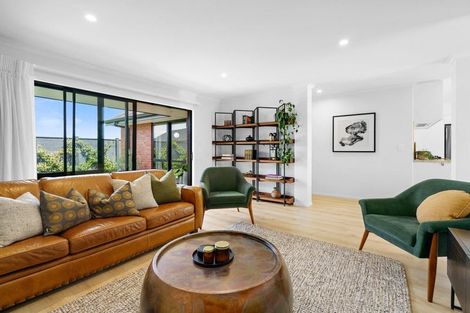 Photo of property in 18a Rose Leigh Drive, Cambridge, 3434