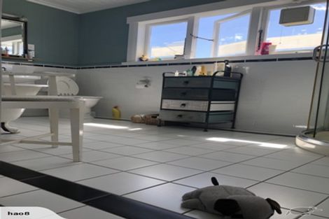 Photo of property in 28 Thackeray Street, Hamilton Lake, Hamilton, 3204