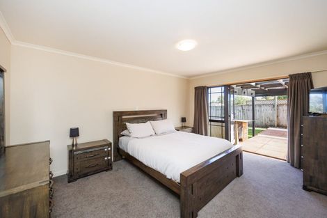 Photo of property in 24 Ursula Drive, Feilding, 4702