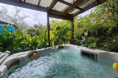 Photo of property in 175 Beach Haven Road, Beach Haven, Auckland, 0626