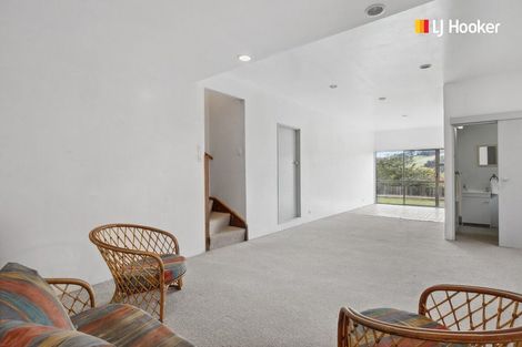 Photo of property in 9 Featherston Street, Macandrew Bay, Dunedin, 9014