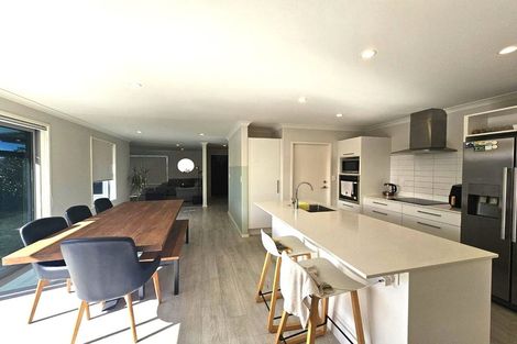 Photo of property in 15 Monaro Place, Papamoa, 3118