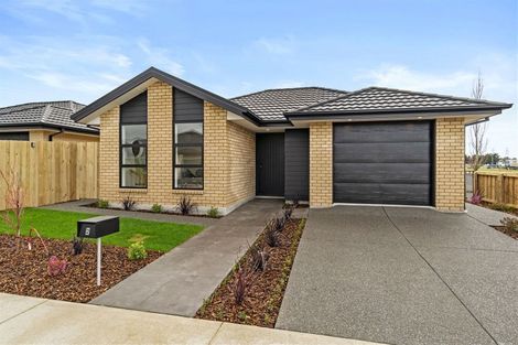 Photo of property in 2 Apple Orchard Lane, Yaldhurst, Christchurch, 8042