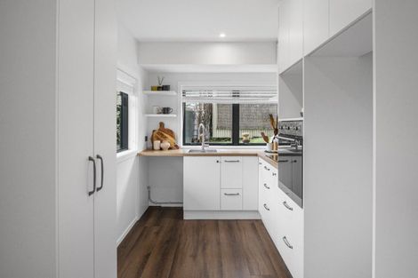 Photo of property in 29 Omokoroa Road, Omokoroa, 3114