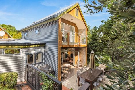 Photo of property in 2 Fiesta Grove, Raumati Beach, Paraparaumu, 5032