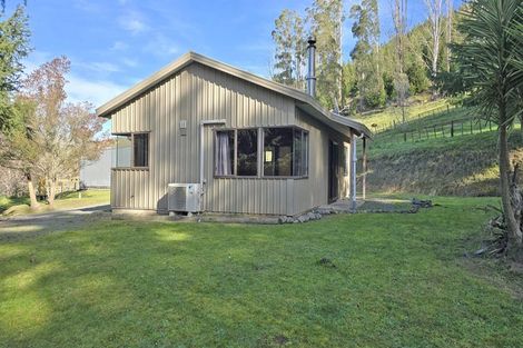 Photo of property in 257 Apley Road, Puketapu, Napier, 4184