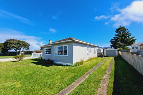 Photo of property in 29 Polson Street, Castlecliff, Whanganui, 4501