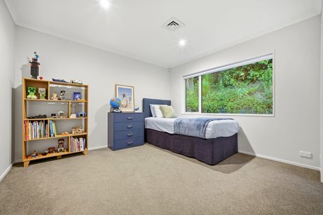 Photo of property in 343 Glenvar Road, Long Bay, Auckland, 0630