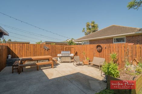 Photo of property in 5a Warwick Avenue, St Andrews, Hamilton, 3200