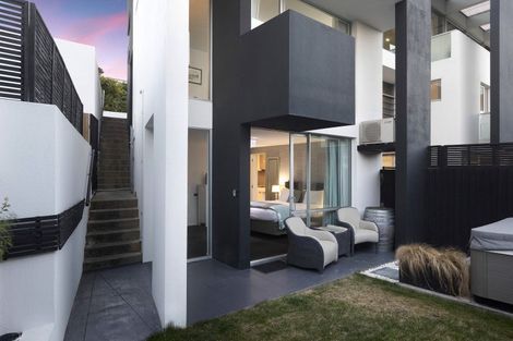 Photo of property in 12 Harry Ell Drive, Cashmere, Christchurch, 8022