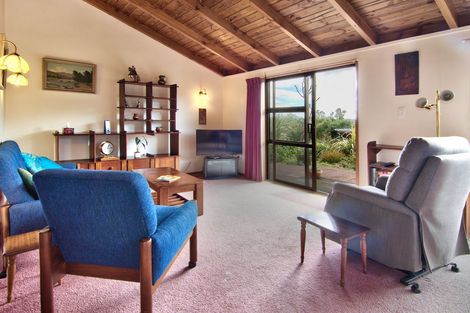 Photo of property in 2/12 Arahoe Road, New Lynn, Auckland, 0600