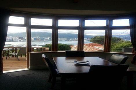 Photo of property in 27 Shannon Street, Mount Victoria, Wellington, 6011