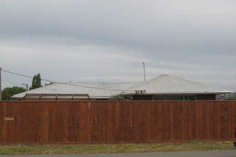 Photo of property in 4 Mcfaddens Road, St Albans, Christchurch, 8052