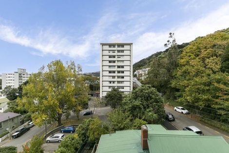 Photo of property in Mansfield Towers, 1 Grant Road, Thorndon, Wellington, 6011