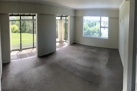 Photo of property in 2/10 Kentigern Close, Pakuranga, Auckland, 2010