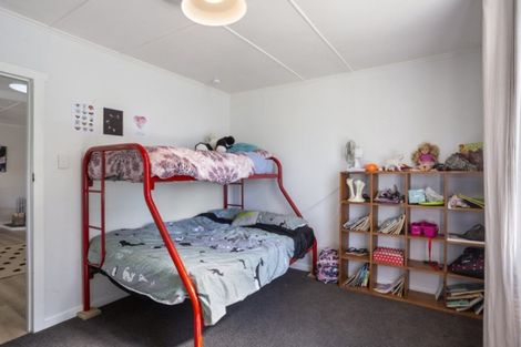 Photo of property in 31 Athenree Road, Athenree, Katikati, 3177