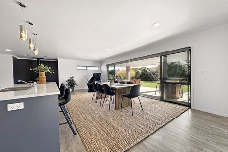 Photo of property in 12 Lacebark Drive, Kinloch, Taupo, 3377