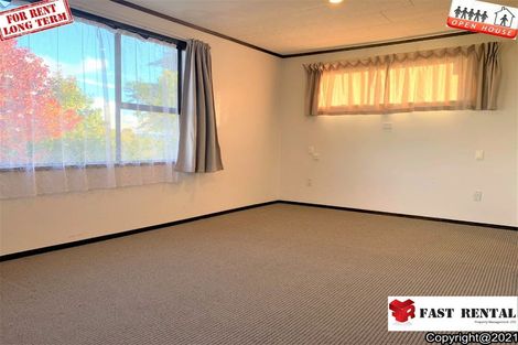 Photo of property in 18 Sumich Place, West Harbour, Auckland, 0618