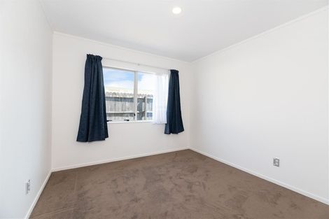 Photo of property in 87 Pooks Road, Ranui, Auckland, 0612