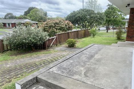 Photo of property in 47 Cascades Road, Pakuranga Heights, Auckland, 2010