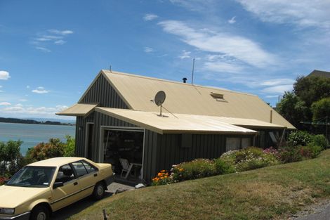 Photo of property in 20 Balmoral Lane, Redcliffs, Christchurch, 8081