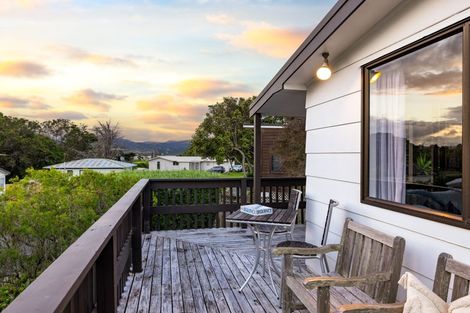 Photo of property in 12 Twilight Bay, Omaha, 0986