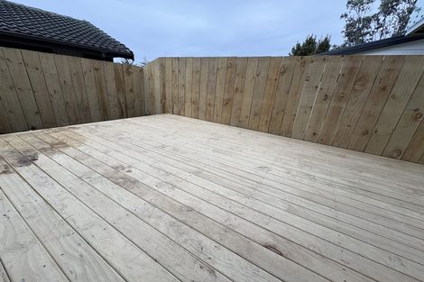 Photo of property in 129c Oaktree Avenue, Browns Bay, Auckland, 0630