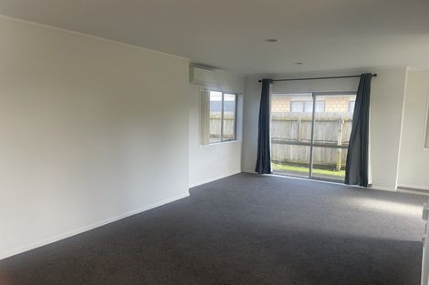 Photo of property in 6 Mark Edgar Place, Clendon Park, Auckland, 2103