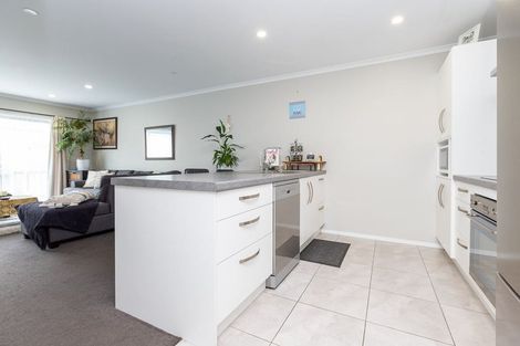 Photo of property in 8 Anna Jean Crescent, Flagstaff, Hamilton, 3210