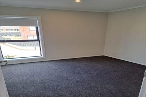 Photo of property in 2/125b Metcalfe Road, Ranui, Auckland, 0612