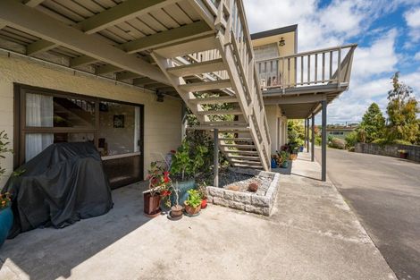 Photo of property in 8 Farnham Drive, Richmond, 7020