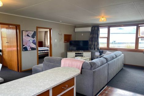 Photo of property in 3 Arthur Street, Winton, 9720