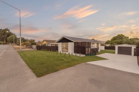 Photo of property in 12 Bromley Road, Bromley, Christchurch, 8062