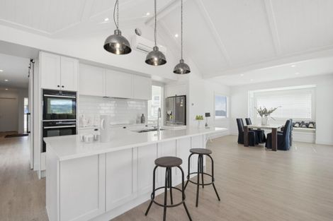 Photo of property in 4 Harrier Lane, Kinloch, Taupo, 3377