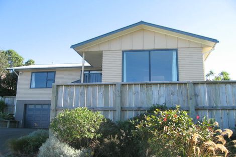 Photo of property in 21 Gurkha Crescent, Khandallah, Wellington, 6035