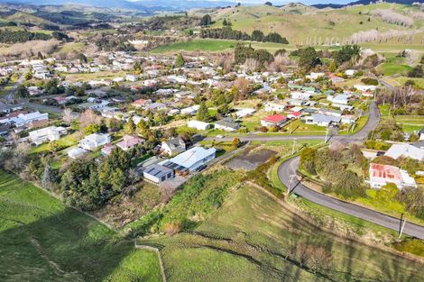 Photo of property in 66 Kiwi Road, Taihape, 4720