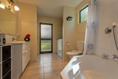 Photo of property in 42a Margaret Street, Shannon, 4821