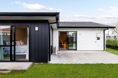 Photo of property in 1/16 Steele Road, Forest Lake, Hamilton, 3200