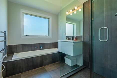 Photo of property in 69 Williams Road, Tokomaru, Palmerston North, 4474