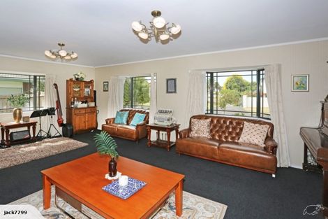 Photo of property in 3 Glenross Drive, Wattle Downs, Auckland, 2103