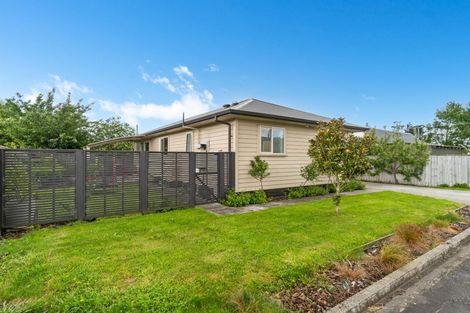 Photo of property in 2 Walnut Lane, Carterton, 5713