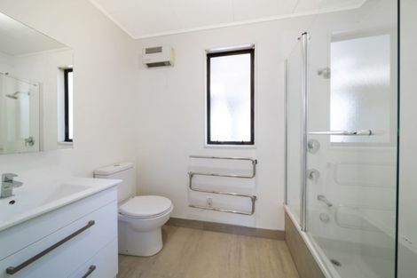 Photo of property in 138 Fernhill Road, Fernhill, Queenstown, 9300