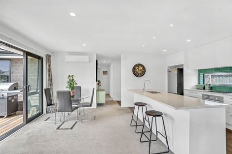 Photo of property in 43 Avanda Avenue, Rolleston, 7615