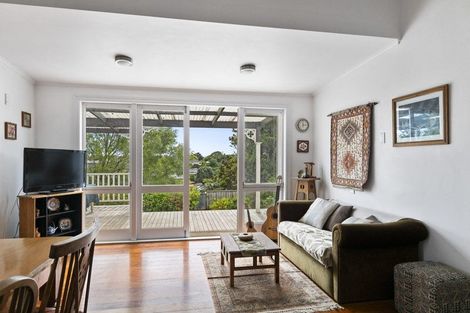 Photo of property in 132 Tukapa Street, Westown, New Plymouth, 4310