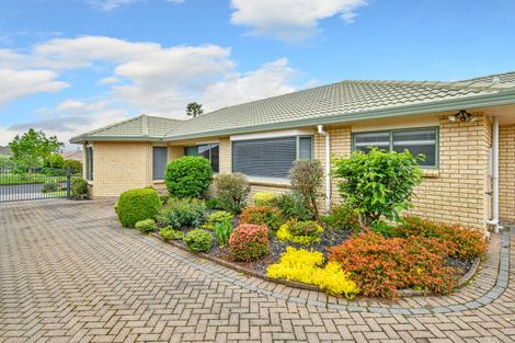 Photo of property in 103 Rushgreen Avenue, Pahurehure, Papakura, 2113