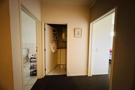 Photo of property in Maddison Apartments, 1/6e Queen Street, Palmerston North, 4410