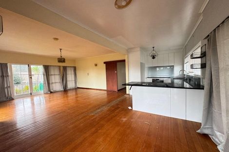 Photo of property in 9 Spargo Road, Massey, Auckland, 0614